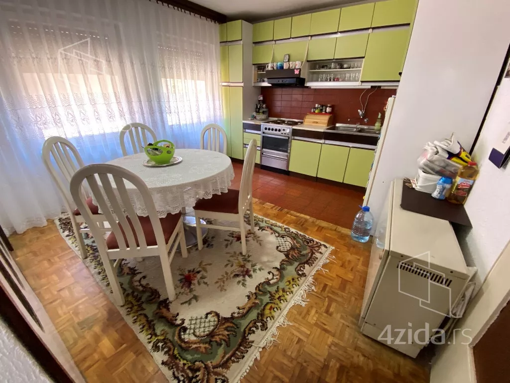 Kuća | 4zida