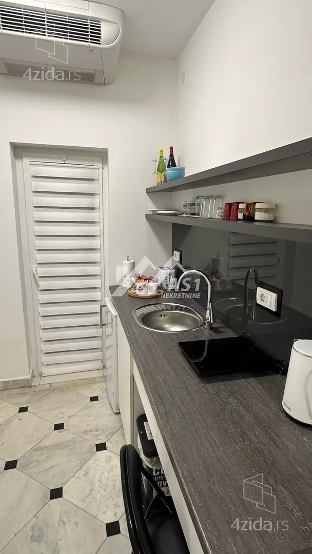 Garsonjera | 4zida
