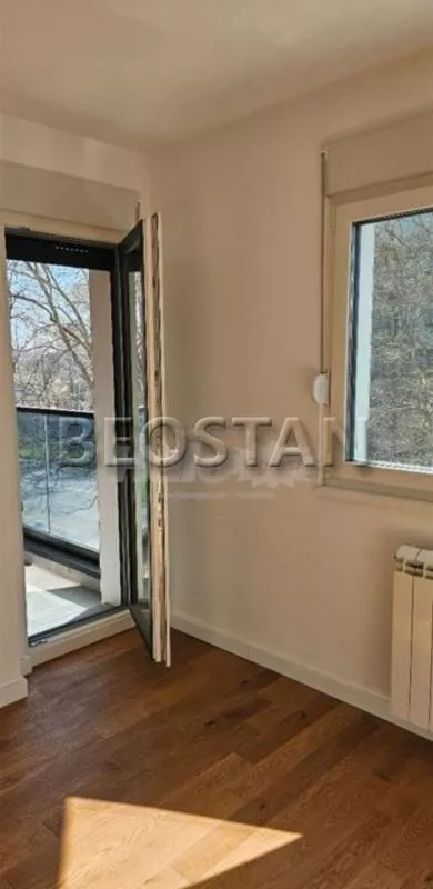 Cara Dusana | 4zida.rs