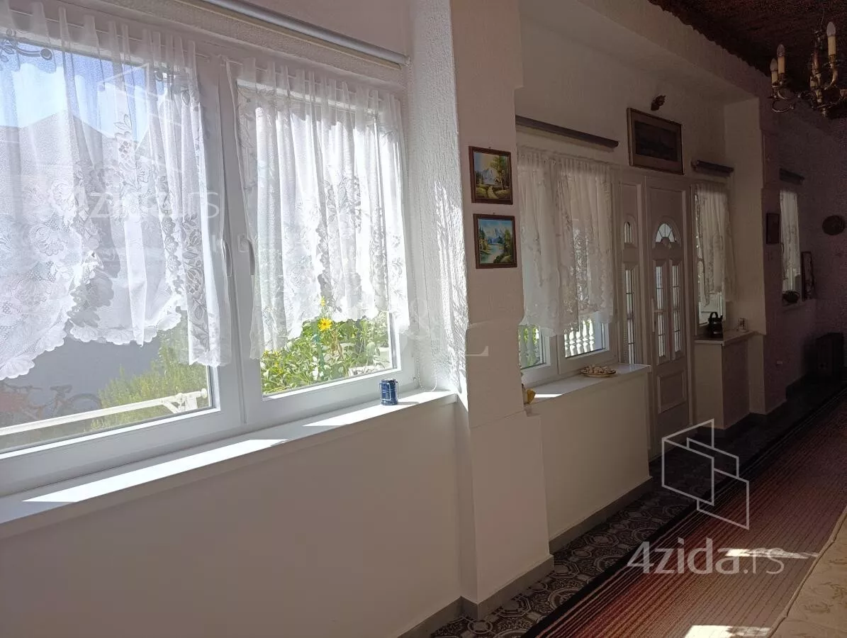 Kuća | 4zida