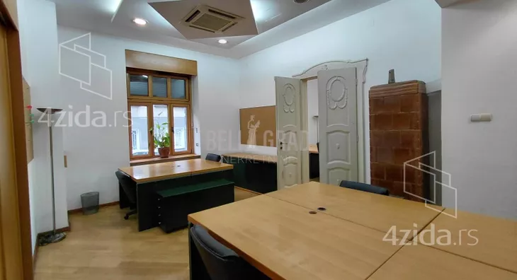 Šestosoban stan | 4zida