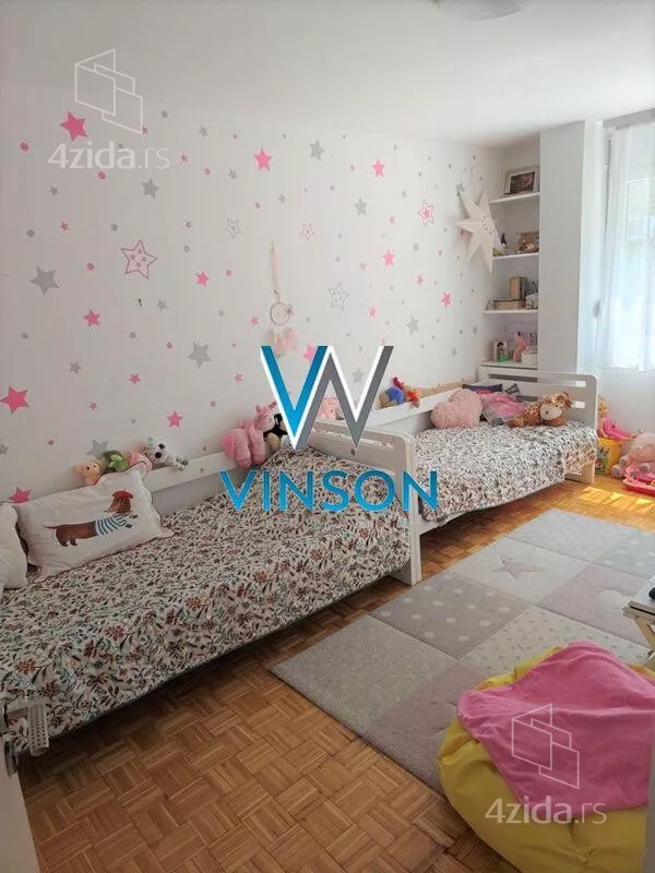 Troiposoban stan | 4zida