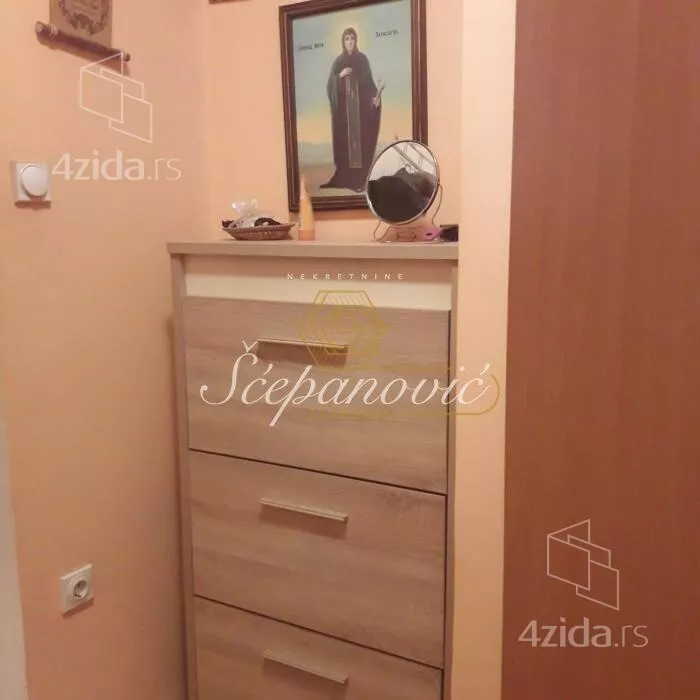Garsonjera | 4zida