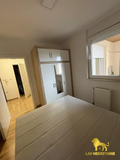 HADŽI RUVIMOVA | 4zida.rs