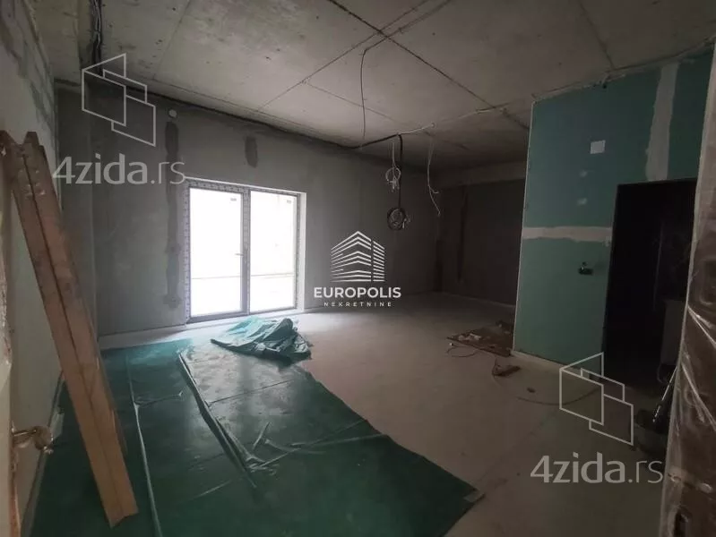 Lokal | 4zida