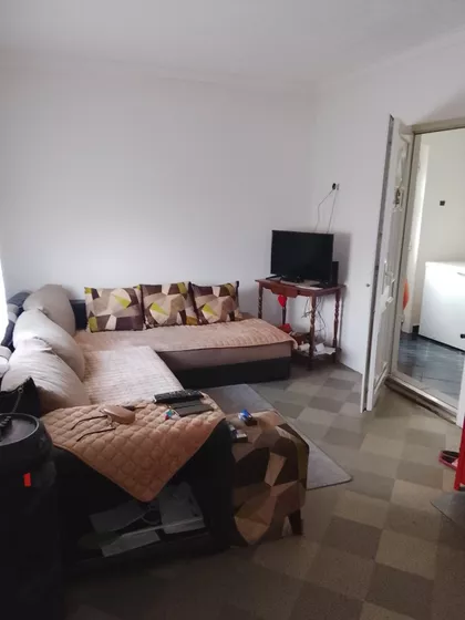 Jovana Vuksana 57 | 4zida.rs