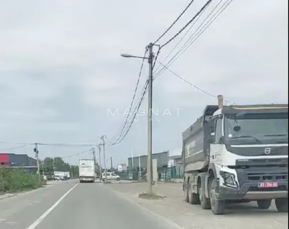 Makiš | 4zida.rs