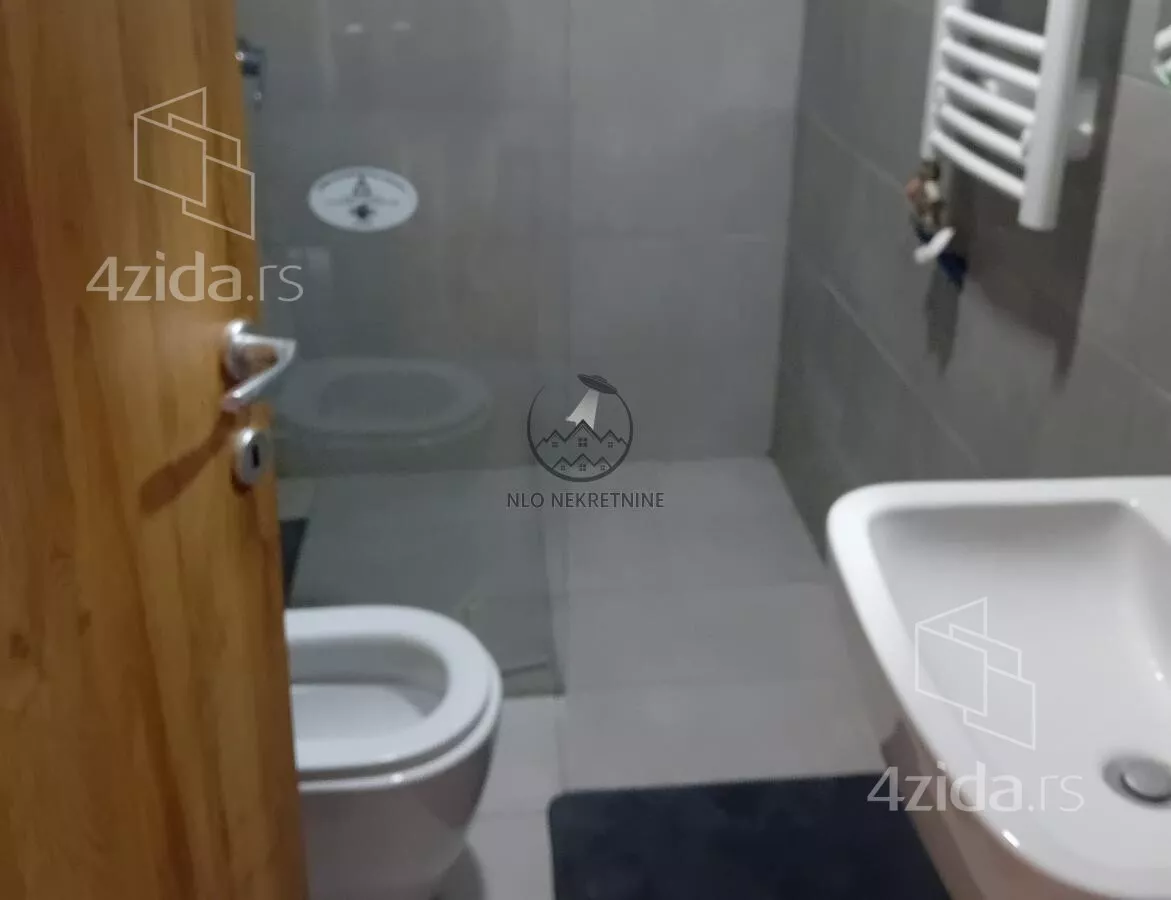Garsonjera | 4zida
