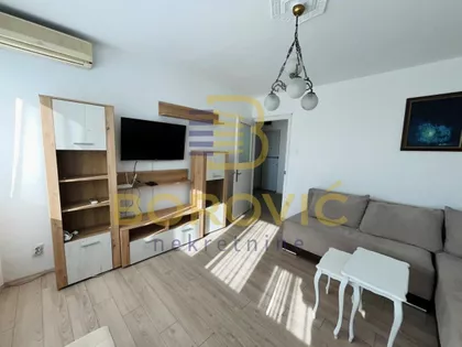 Hadžipopovac | 4zida.rs