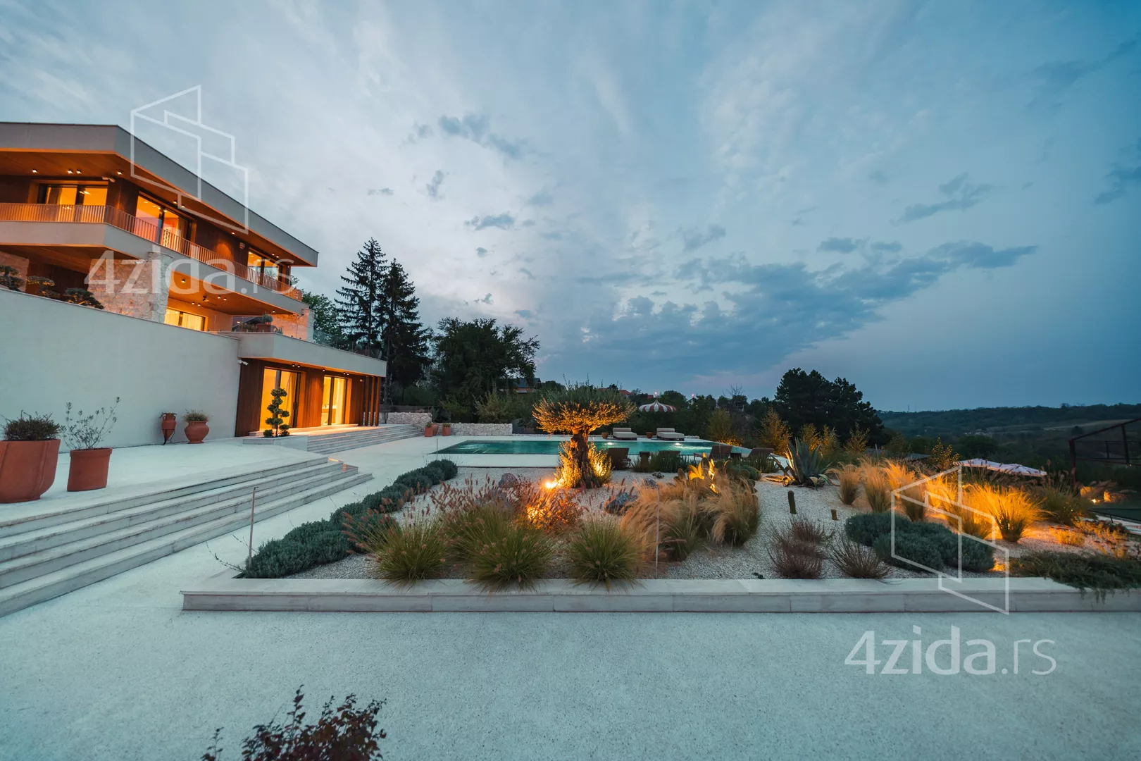 Kuća | 4zida