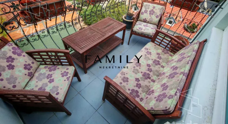 Petosoban stan | 4zida