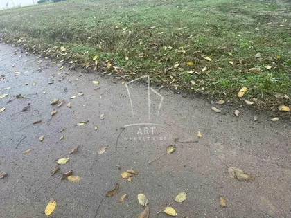 Mali Mokri Lug | 4zida.rs