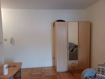 Janka Čmelika | 4zida.rs