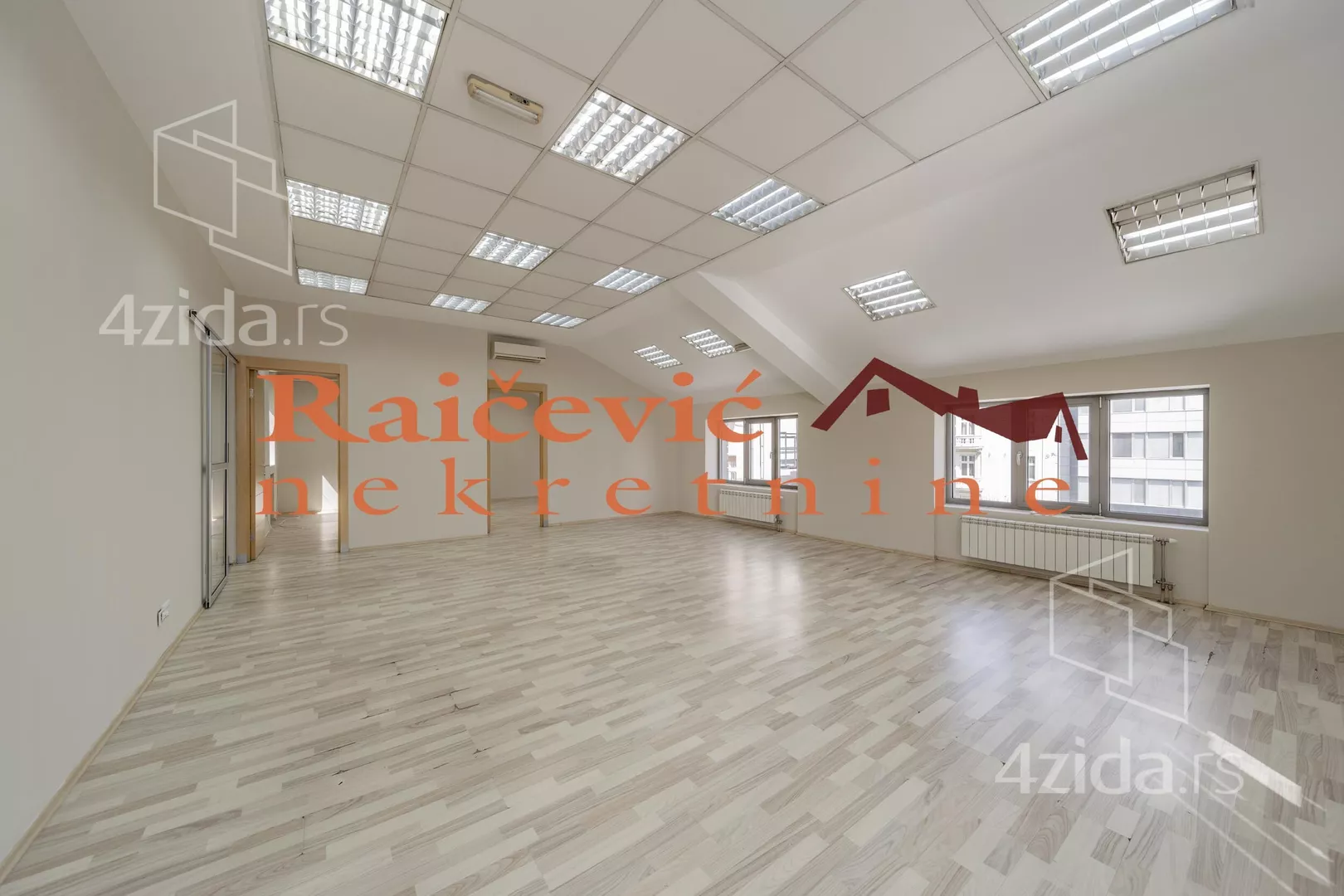 Poslovni prostor | 4zida