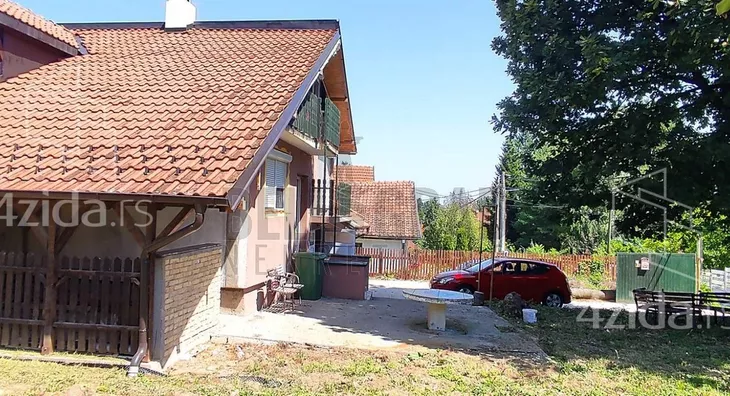 Kuća | 4zida