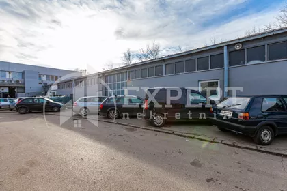 Ivana Milutinovića | 4zida.rs