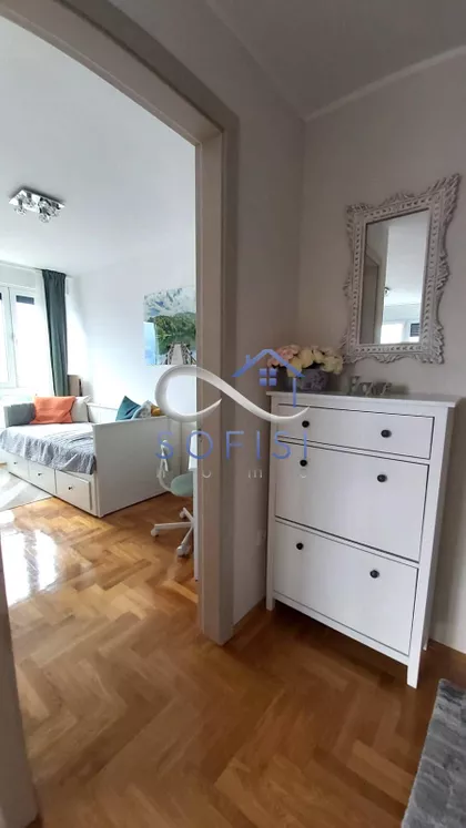Braće Ribnikar | 4zida.rs