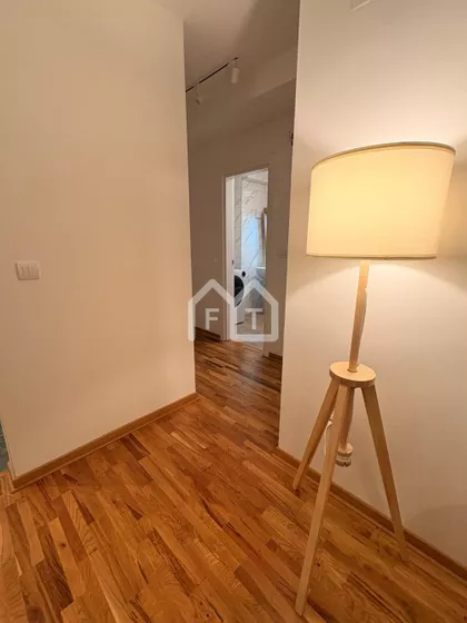 Kraljice Jelene | 4zida.rs