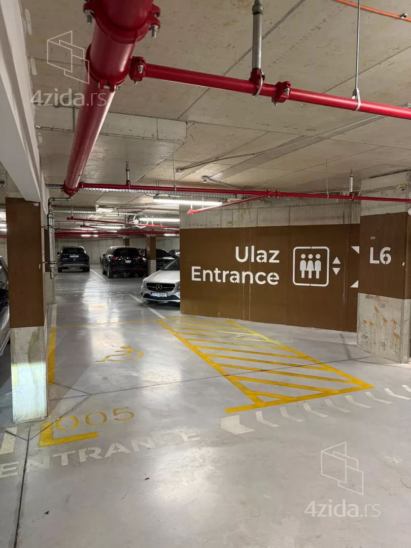 Parking | 4zida