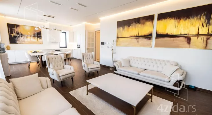 Petosoban stan | 4zida