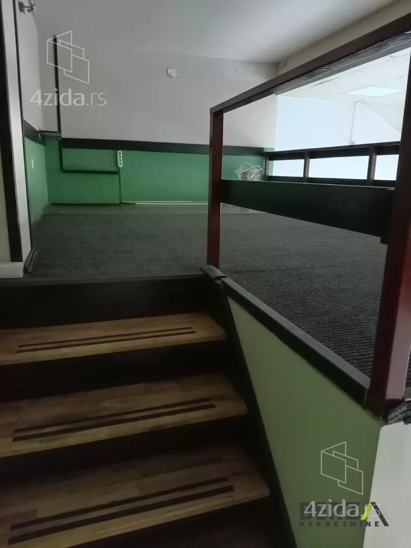 Lokal | 4zida