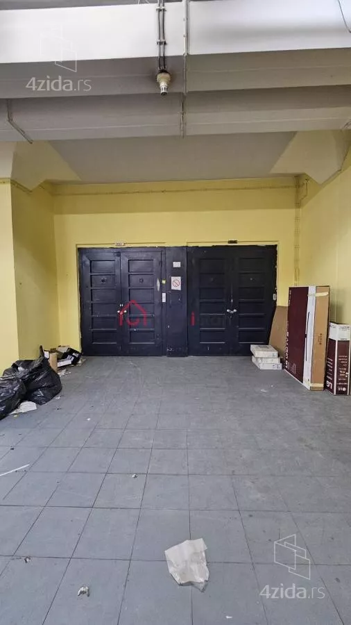 Poslovni prostor | 4zida