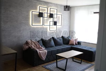 Bulevar svetog cara | 4zida.rs
