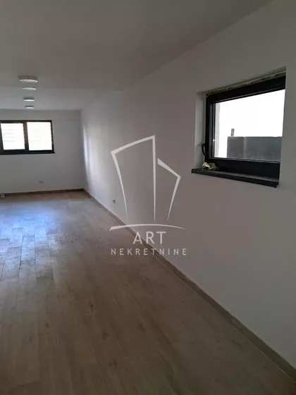 Albanske spomenice | 4zida.rs