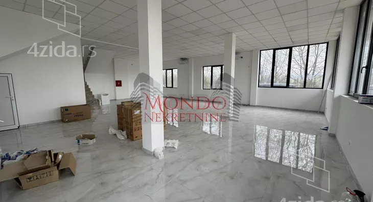Poslovni prostor | 4zida