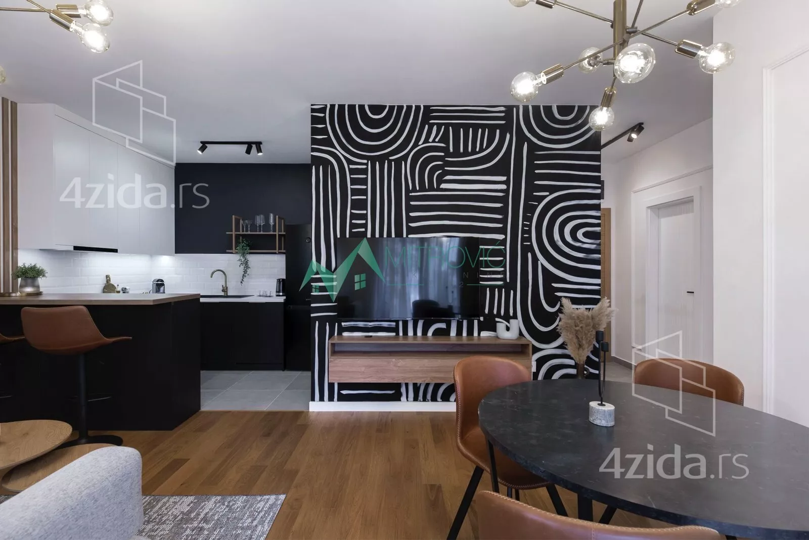 Jednoiposoban stan | 4zida