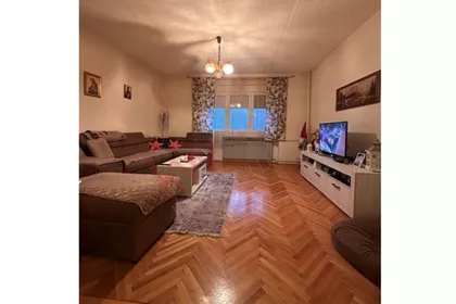 Prvomajksa | 4zida.rs