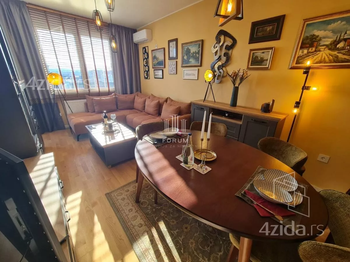 Dvoiposoban stan | 4zida