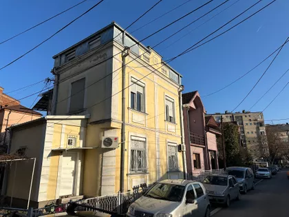 Duška Radovića 12 | 4zida.rs