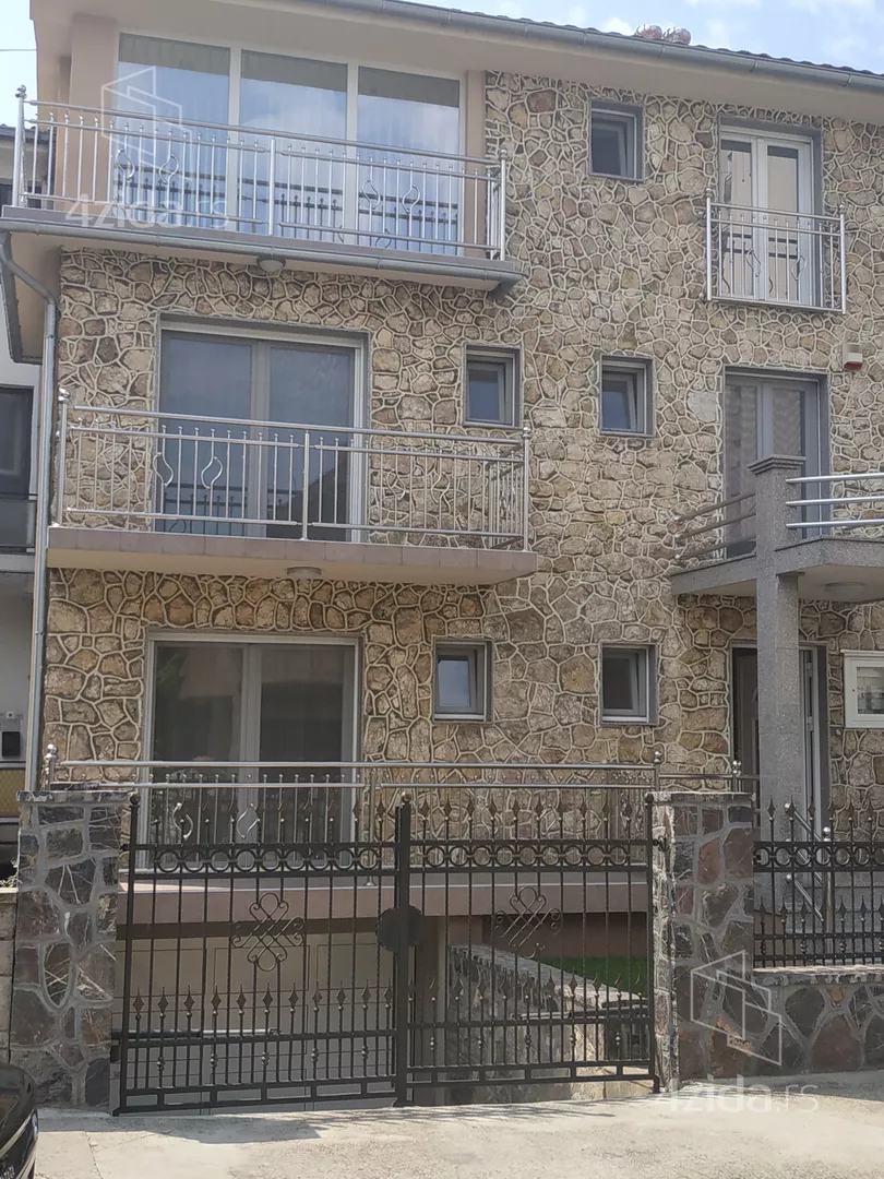 2-etažna kuća | 4zida