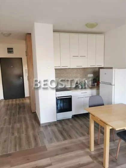 Omladinskih Brigada | 4zida.rs