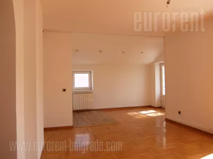 VOŽDOVAC | 4zida.rs