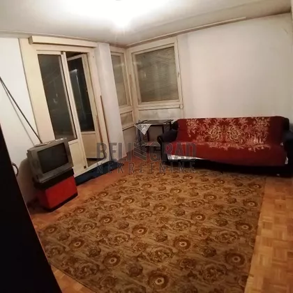 Jovana Stojsavljevića | 4zida.rs