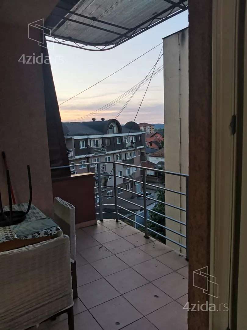 Garsonjera | 4zida