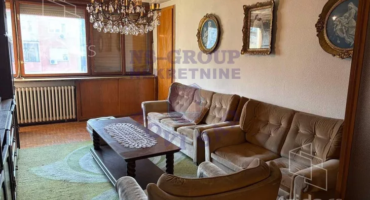 Petosoban stan | 4zida