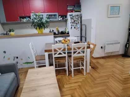 Surčinska | 4zida.rs