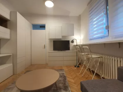 Marka Čelebonovića 53 | 4zida.rs