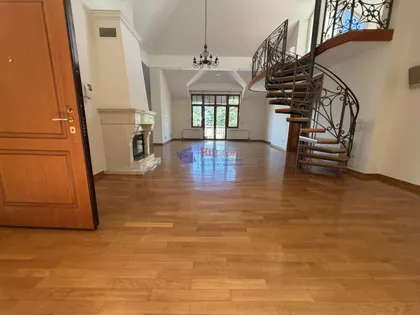 Žanke Stokić | 4zida.rs