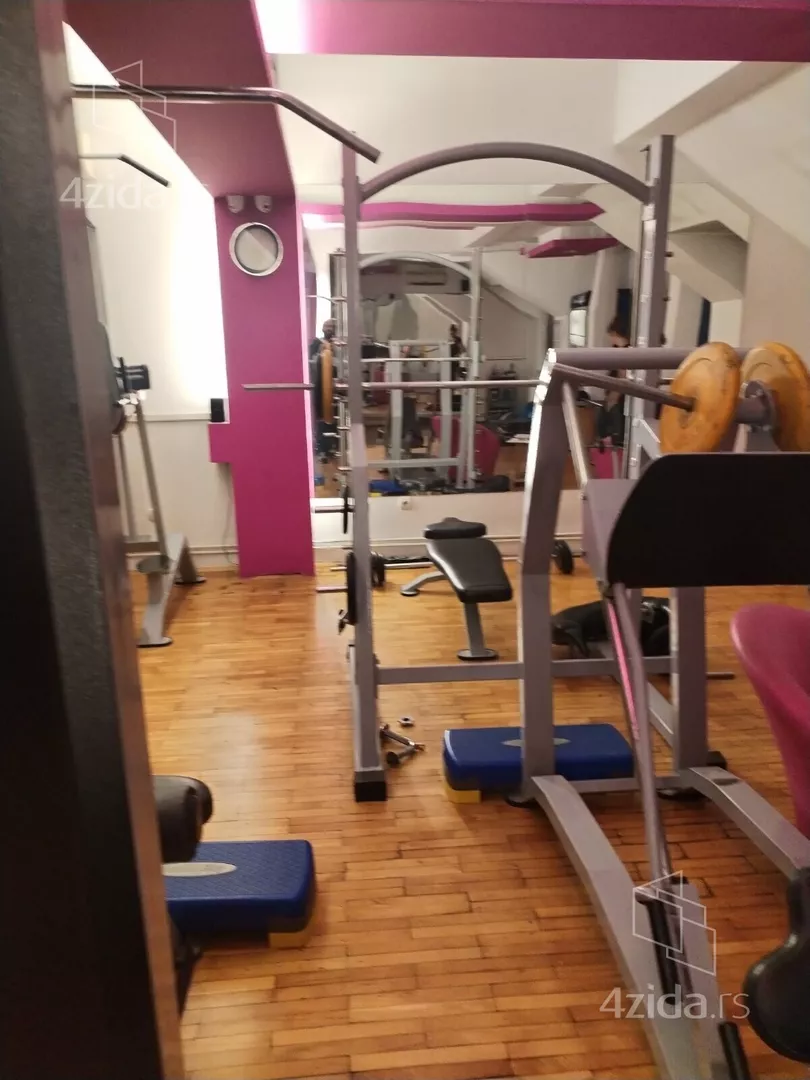 Poslovni prostor | 4zida