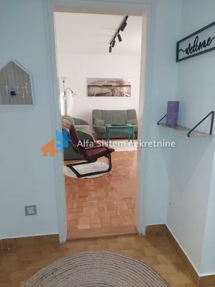 Vukov Spomenik | 4zida.rs