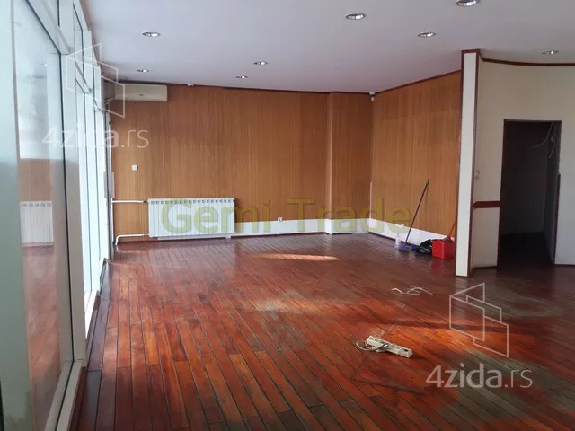 Lokal | 4zida