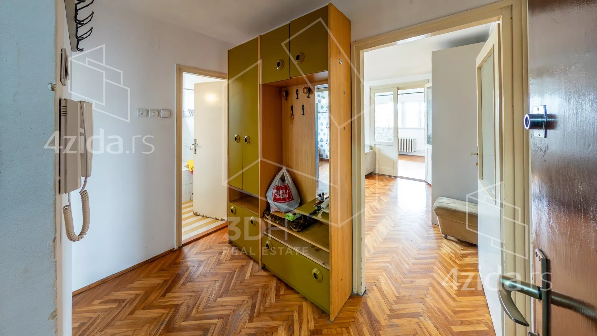 Četvorosoban stan | 4zida