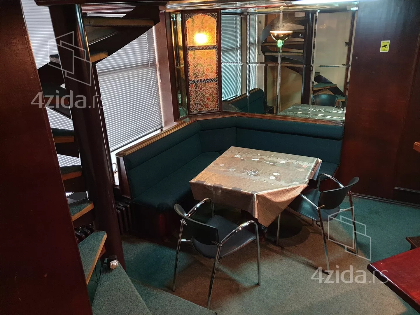 Lokal | 4zida