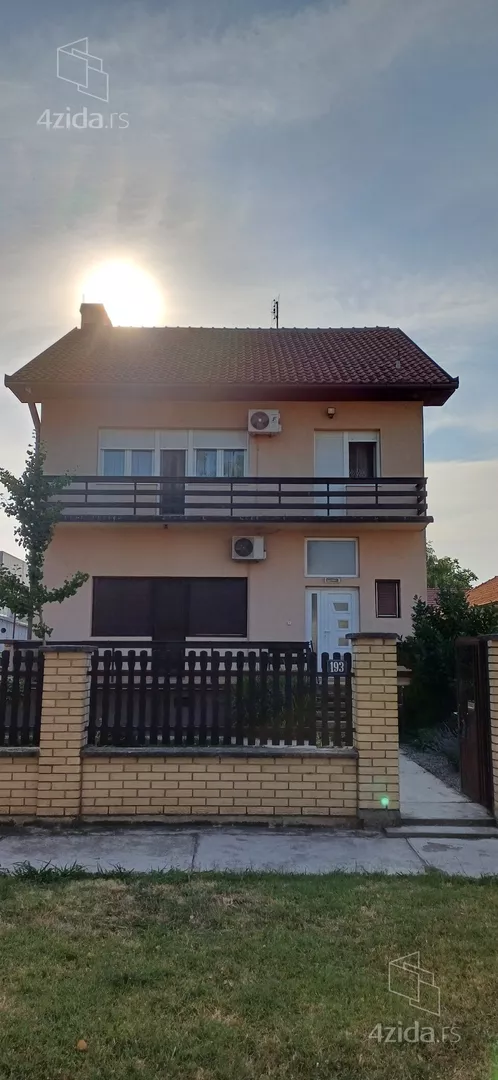 4-etažna kuća | 4zida