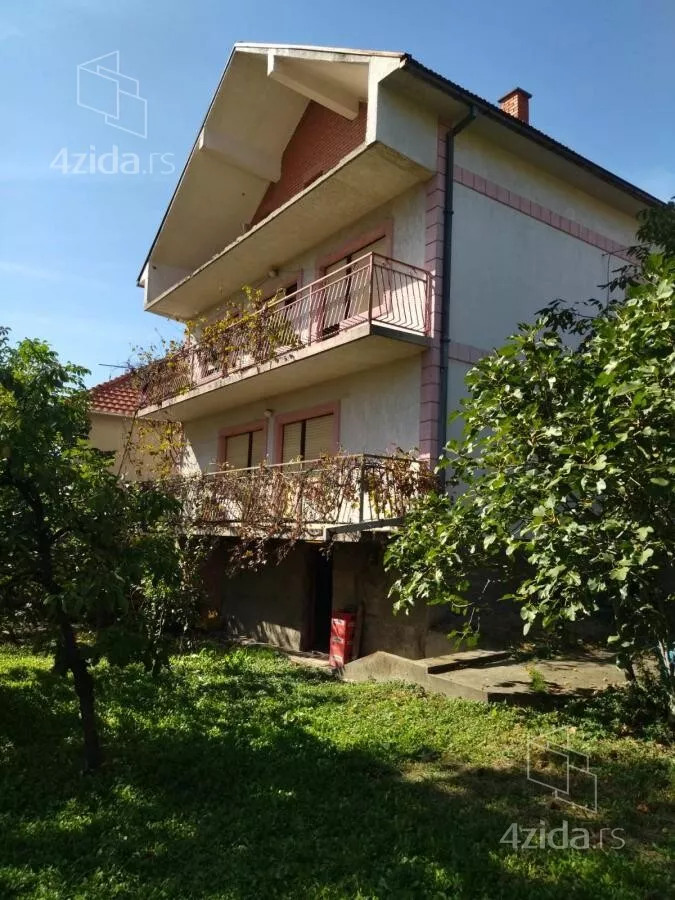 Kuća | 4zida