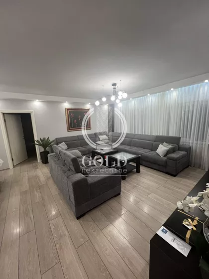 Vase Stajića | 4zida.rs